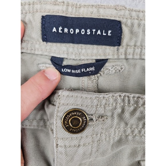 Aeropostale Low Rise Flare Jeans Women's Size 12 34x31 Light Gray Front Seam - Picture 4 of 8